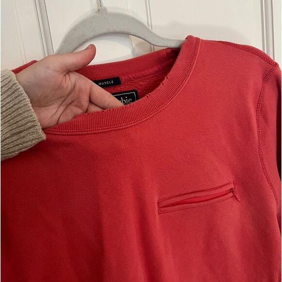 Abercrombie and Fitch Muscle Distressed Crewneck Sweater Size Medium - Picture 2 of 7